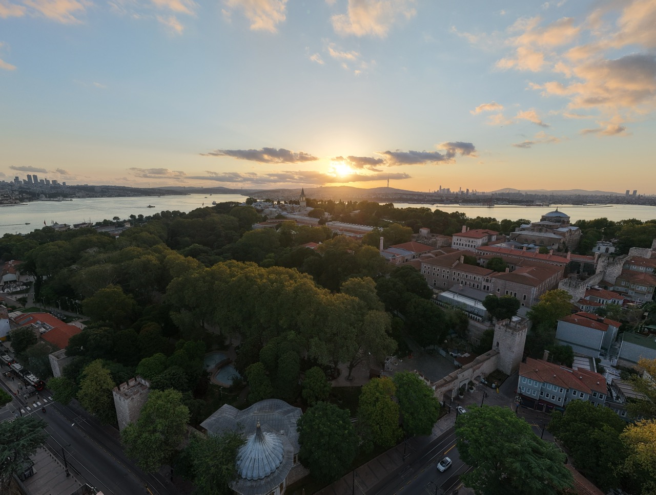Sabahın sessizliği — İstanbul hava fotoğrafı